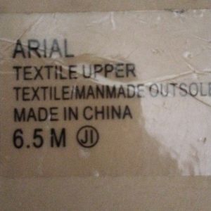 Jelly pop brand wedge size 6.5 in cream/off white